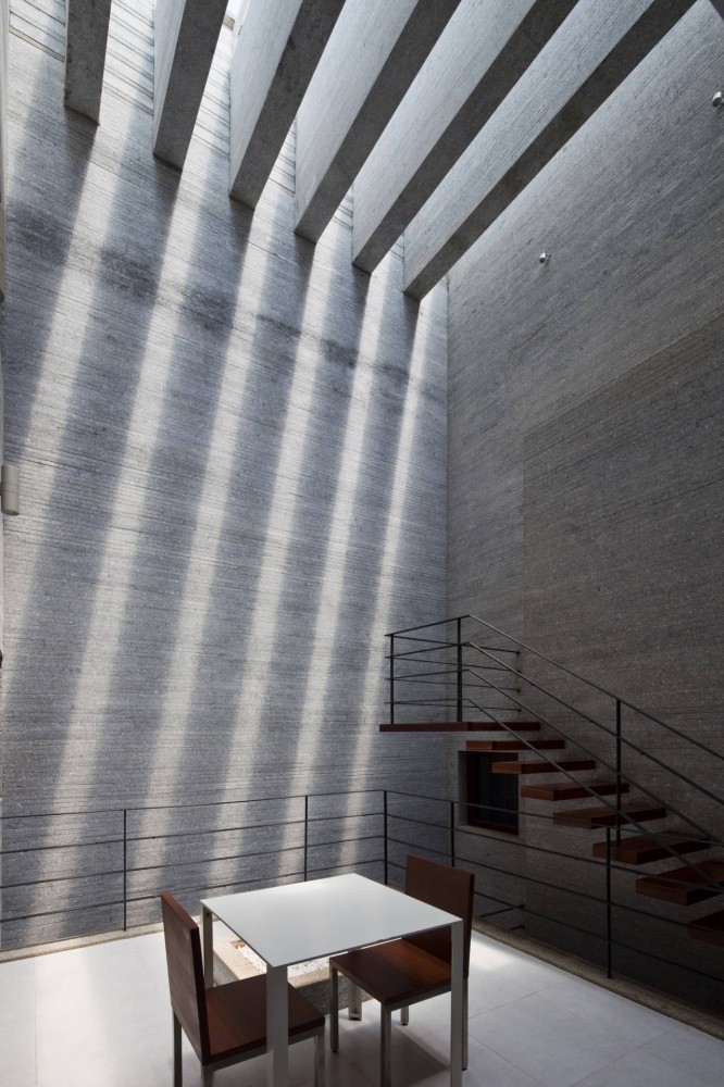 Trò chơi ánh sáng trong thiết kế nhà&nbsp;phố