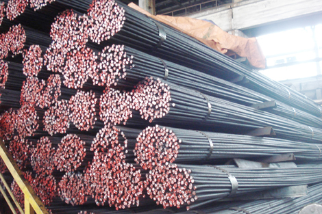 Thị trường vật liệu xây dựng: Tiêu thụ xi măng tăng, thép&nbsp;giảm