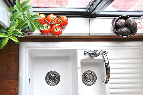 “Ra tay” sửa để bếp xinh, bếp&nbsp;gọn