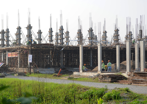 Dự án đắp chiếu vẫn hét giá trên&nbsp;trời