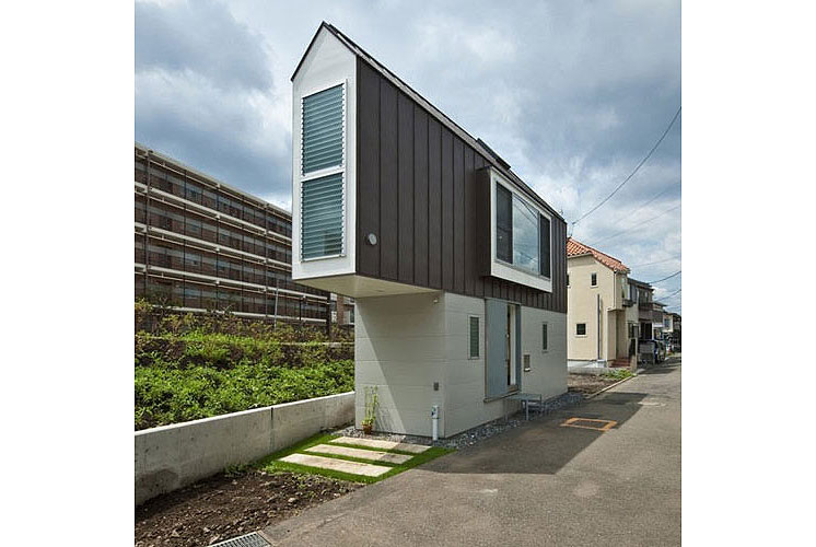 Nhà siêu nhỏ ven sông ở&nbsp;Nhật