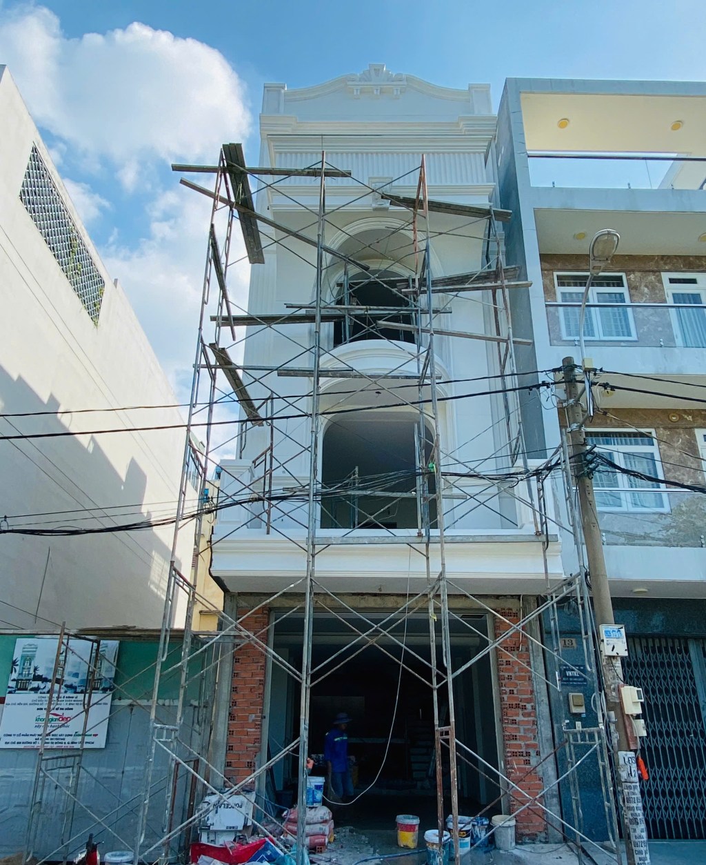 Thi công hoàn thiện Nhà phố Bán Cổ Điển, Đường số 17c, khu Tên Lửa, Quận Bình&nbsp;Tân